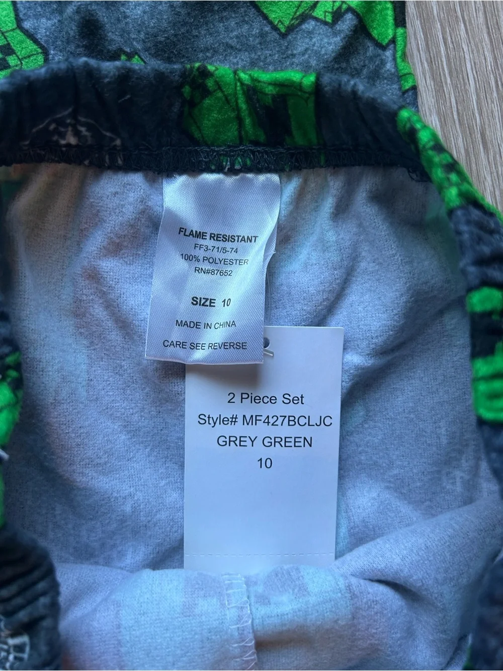 NWT Minecraft Boys Button Up Pajama Set Creeper Grey Green Size 10